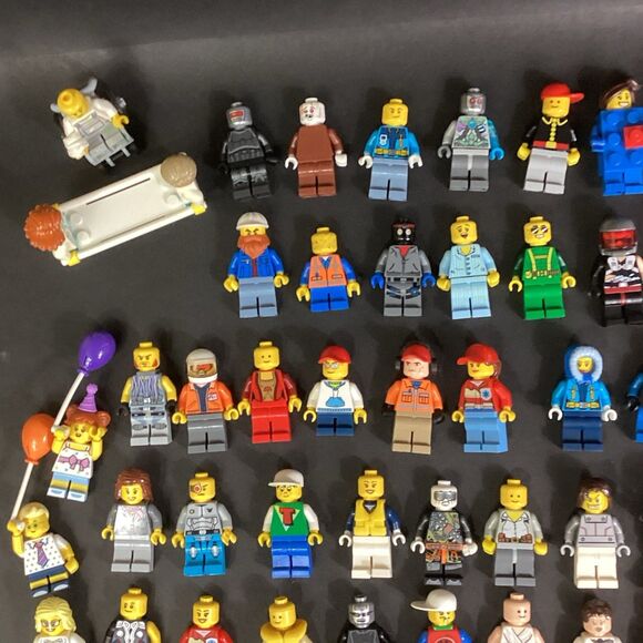 Lego Minifigure Huge Lot-Medical-Random-Workers-Warriors-Accessories - Picture 3 of 8